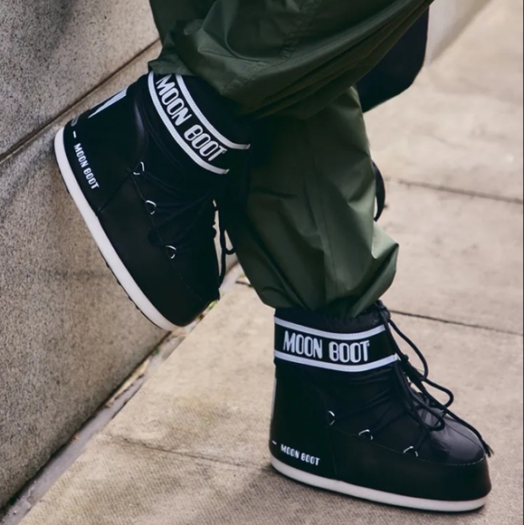 Moon Boot Low Icon 2 boots Moon Boota Low Icon Snow Boots Black White - Picture 8 of 12
